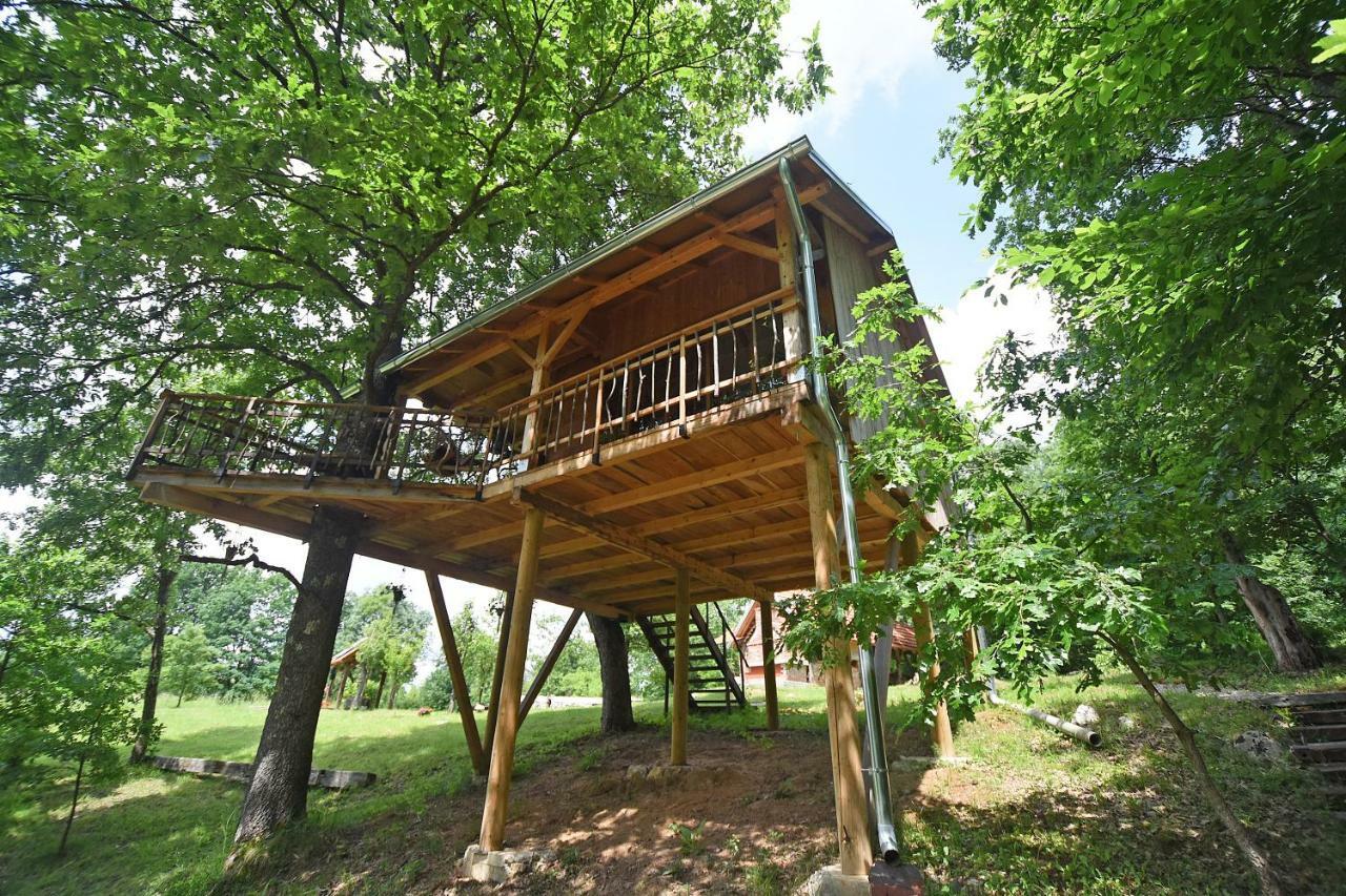 Treehouse Resnice -Mreznica Barilovic ภายนอก รูปภาพ